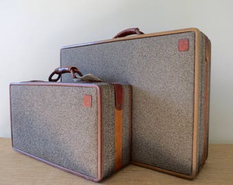 Vintage Hartmann Tweed Leather Luggage Set - Combination Lock - Pair of Suitcases - Brass Accents - Toile Interiors