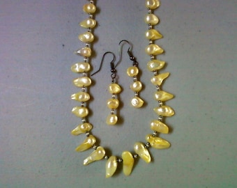 Light Yellow Blister Pearl Necklace and Earrings (0384)