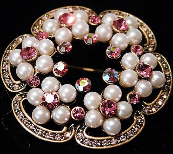Pink Rhinestone Faux Pearl Brooch / Mid Century / Wedding