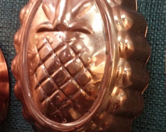 Small copper jello mold with pineapple design, vintage jello mold, kitchen decor, copper decor, vintage decor, pineapple design copper mold