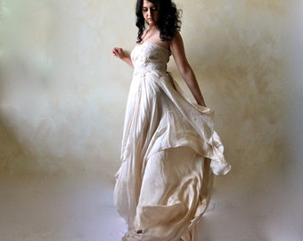 Wedding dress, Boho wedding dress, Bridal gown, Alternative wedding dress, Woodland wedding dress, golden wedding dress, asymmetrical dress