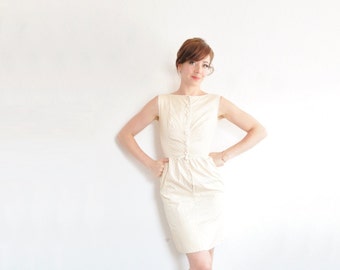 pastel peach 1950 dress . mid century square polka dot summer dress .extra small.xs .sale