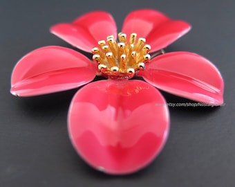 Vintage Pink Enamel Flower Pin Gold Tone Center Brooch