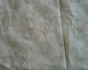 Gold Mettalic Glitter Swirl Pattern Cotton Fabric 2 Yards X1026