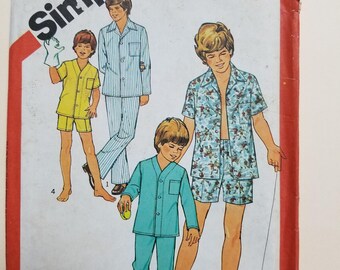 Simplicity Pattern for a Child Size 14-16 #6382