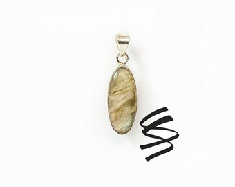 Blue Labradorite Silver Necklace Labradorite Sterling Silver Pendant Labradorite Jewelry Natural Stone Pendant Healing Stone Blue Gemstone