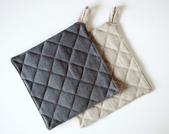 Pot holders. Linen potholder in neutral tones, oven potholders, pot and pan holder, linen potholders, patterned potholders set of 2