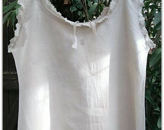 Victorian Linen Nightgown Monogram Lace Trim Antique French Off White Linen Dress Medium Large Costumes Movies Plays #sophieladydeparis