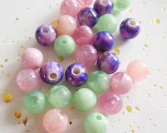 set of 25 plastic round beads