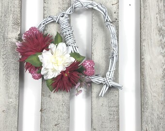 Valentine Wreath, Heart Shaped Wreath, Valentines Day Wreath, Valentines Wreath, Valentine Decor, Heart Wreath, Heart Decor, Valentine Heart