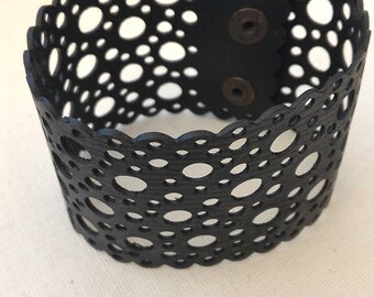 Bracelet recycled bicycle inner - Made in Morocco