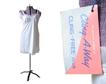 White Slip, 36 Slip, Vintage Slip, Full Slip, Lace Slip, 1950s Slip, 50s Slip, 1950s Lingerie, Deadstock Lingerie, Vintage Lingerie
