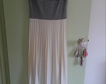 60s vintage navy blue and white striped sleeveless and pleated maxi dress