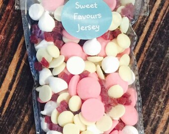 Eton mess Belgian chocolate nibble bag!