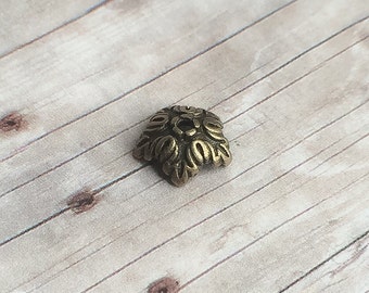 4 ou 10 pièces 5 pétales perle caps, tonalité en bronze 10mm de diamètre
