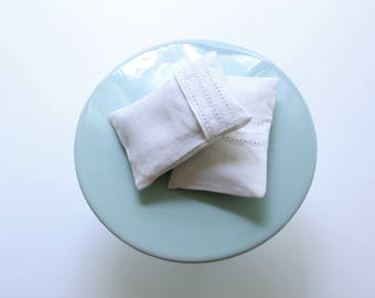 Lavender White/offwhite Linen Sachet, Set of 2