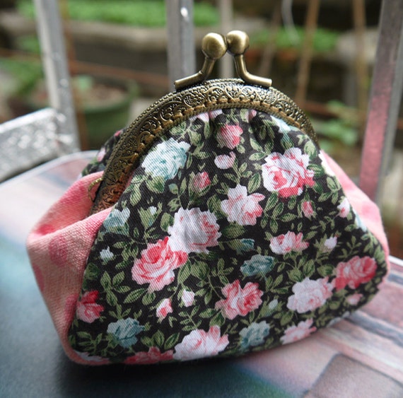 Kiss Lock Frame Women Bridesmaid Snap Purses Wallet