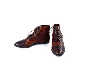 Brown Oxford Ankle Boots with Capped Toe by SABREE