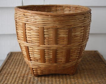 woven planter, wicker planter, vintage woven planter, wicker basket, boho chic