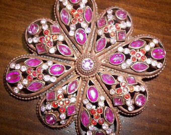 Ultra FEMININE Pink Vintage Brooch Pin
