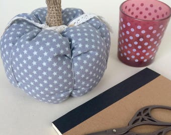 Handmade fabric pumpkin, decorative pumpkin, autumn decoration, rustic wedding favour, thanksgiving place setting, coffee table decoration