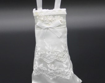 Wedding Dress Favor Pouches, pack of 10