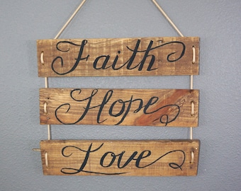Love,Faith,Hope sign,pallet sign,pallet art,rustic decor