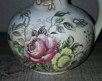 Shabby chic vintage floral vase