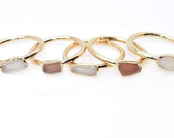 Raw MOONSTONE Ring // crystal ring / Moonstone ring / Peach Moonstone Ring/ Cream Moonstone ring / Gold Moonstone ring / Moonstone