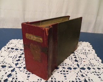 1906 Moore's Loose Leaf Binder