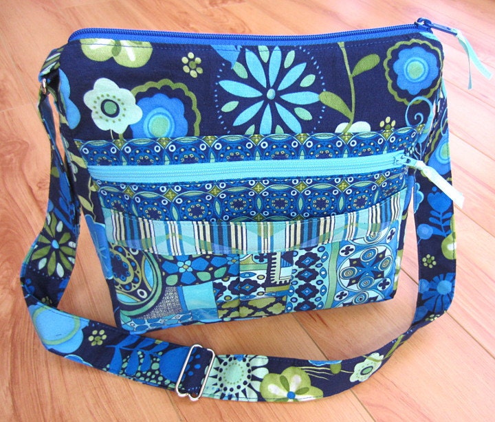 Zipper Crossbody Purse Pattern IUCN Water