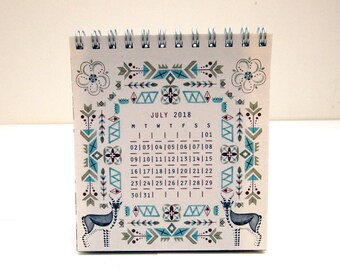 Mini 2018 Patterns Desk Calendar