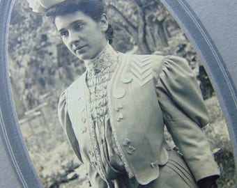 Antique Woman - Antique Edwardian Photograph