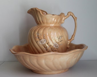 Vintage Wash Bowl And Pitcher Set, Vintage 1980's Large Pitcher and Bowl Set, Free Domestic Shipping, Vintage Pitcher And Bowl