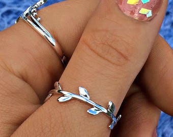 Delicate Blooms Leaf Wrap Ring, Simple Dainty Thumb Ring, Feather Wrap Ring, Bohemian Style Ring, Bridesmaid Ring, Minimal Dainty Ring
