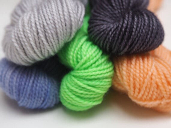 100g Halloween Mini Skein Set