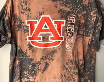 Auburn Tigers Distressed Tee