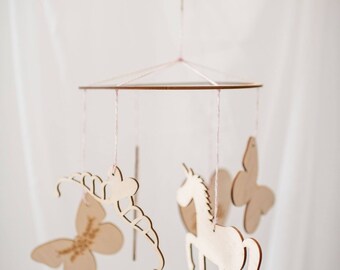 Unicorn mobile, unicorn baby gift, new baby, girl present, Wood mobile, Personalised baby, unicorn baby, gender neutral, unicorn