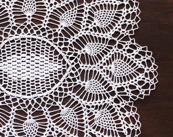 White Crochet Doily Vintage lacy doily