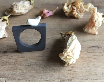 Porcelain Ring, black and white ring,Bird Ring,Jewelry, hypoalergenic ring, Porcelain jewelry, Poetic ring, Ceramic Ring