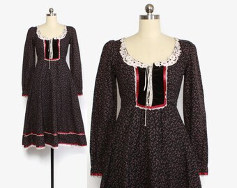 Vintage 70s GUNNE SAX DRESS / 1970s Navy Floral Velvet Corset Tie Lace-Up Midi Prairie Dress