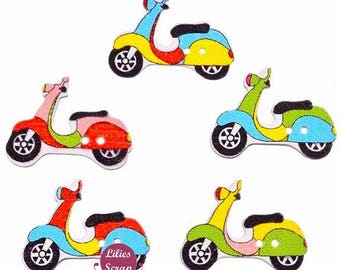 10 wooden scooter vespa multicolored 2.6 cm - 2 hole buttons