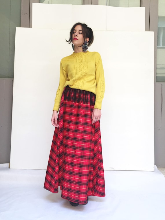 Check Taffeta Long Skirt LOLA DARLING Recycled by Vintage Garment. Sashes and Black fringes in the waist. Unique Piece. Made in Italy