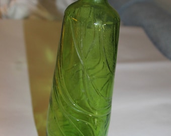 Vintage Green Swirl Gallo Ripple Wine Bottle Number 19605, Beautiful Home Decoration, Bar Ware Decoration, Wine Bottle, Gallo, Drink