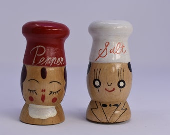 Wooden Salt and Pepper Shakers, Man and Woman, Corked, Made in Japan