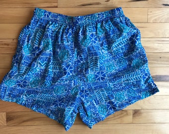 Men's Medium // 90s Trader Bay Men's Blue and White Swim Trunks