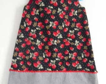 Petite dress in strawberry, T-4 years
