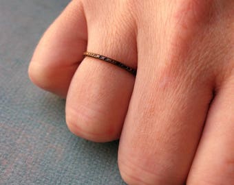 Blackened Notched Copper Ring - size 5.25