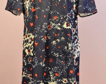 1960's Mod dress with peter pan collar red, white and blue floral style pattern