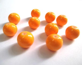 10 orange glass beads painted 10mm (T)